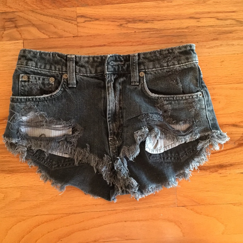 Distressed Carmar Denim Shorts